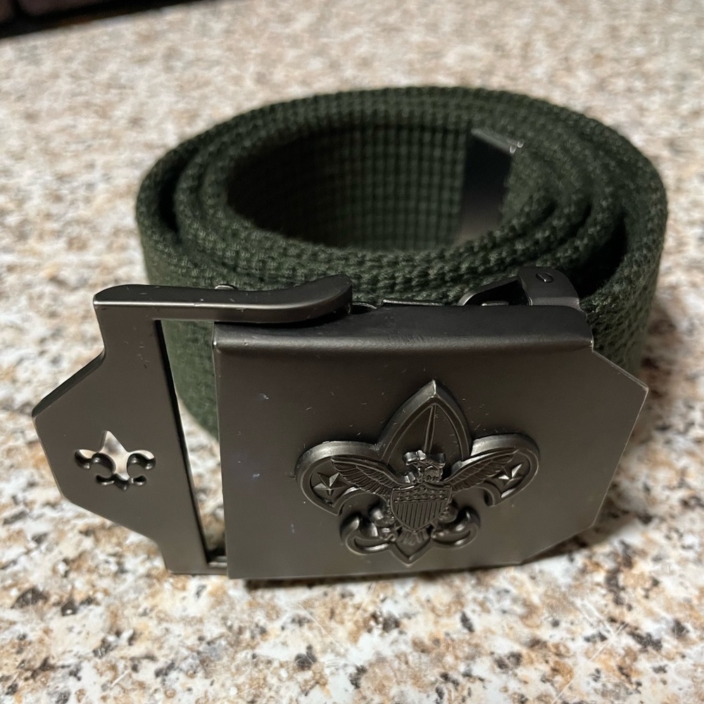 Green Latch Belt